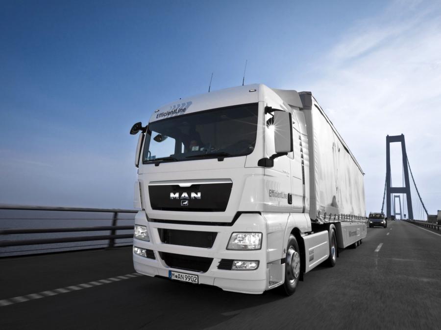  MAN TGX 18.440 EfficientLine 2010 года  (фото 1 из 9)